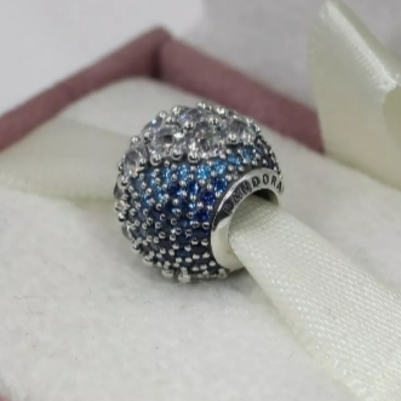 Pandora blue Enchanted pave charm. - Picture 5 of 8